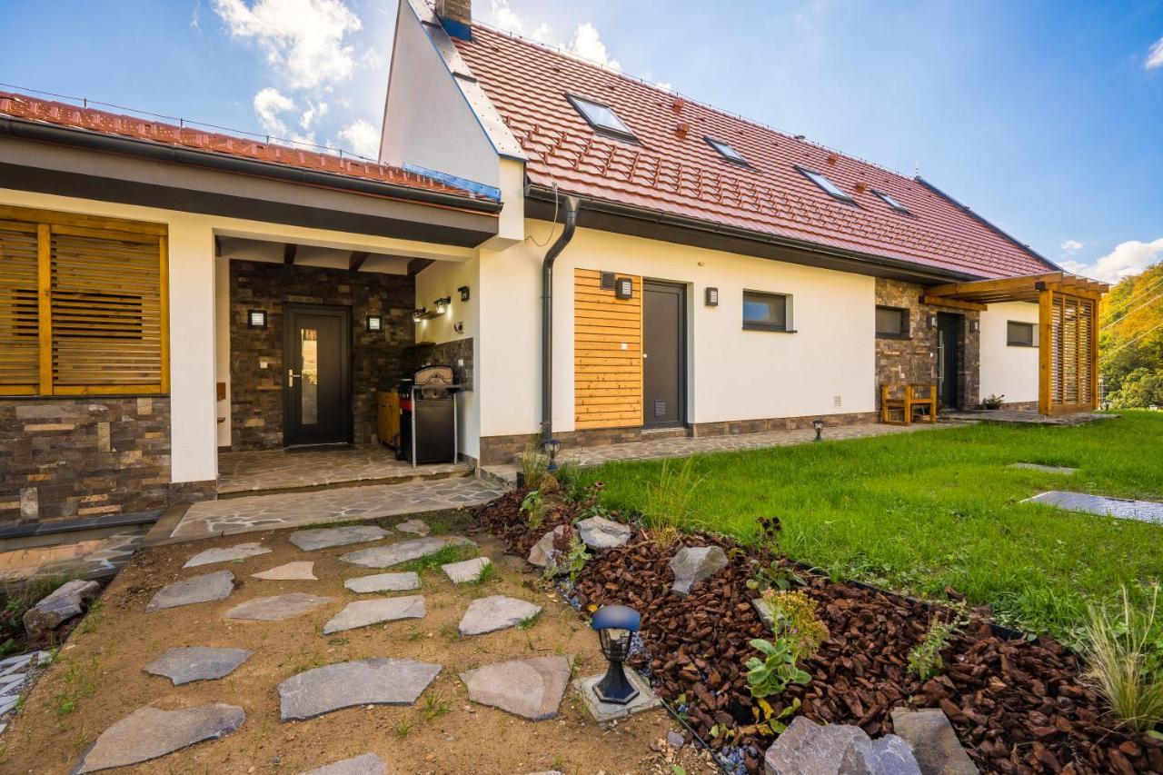 Ubytovanie Pod Gastanom Hodruša Esterno foto
