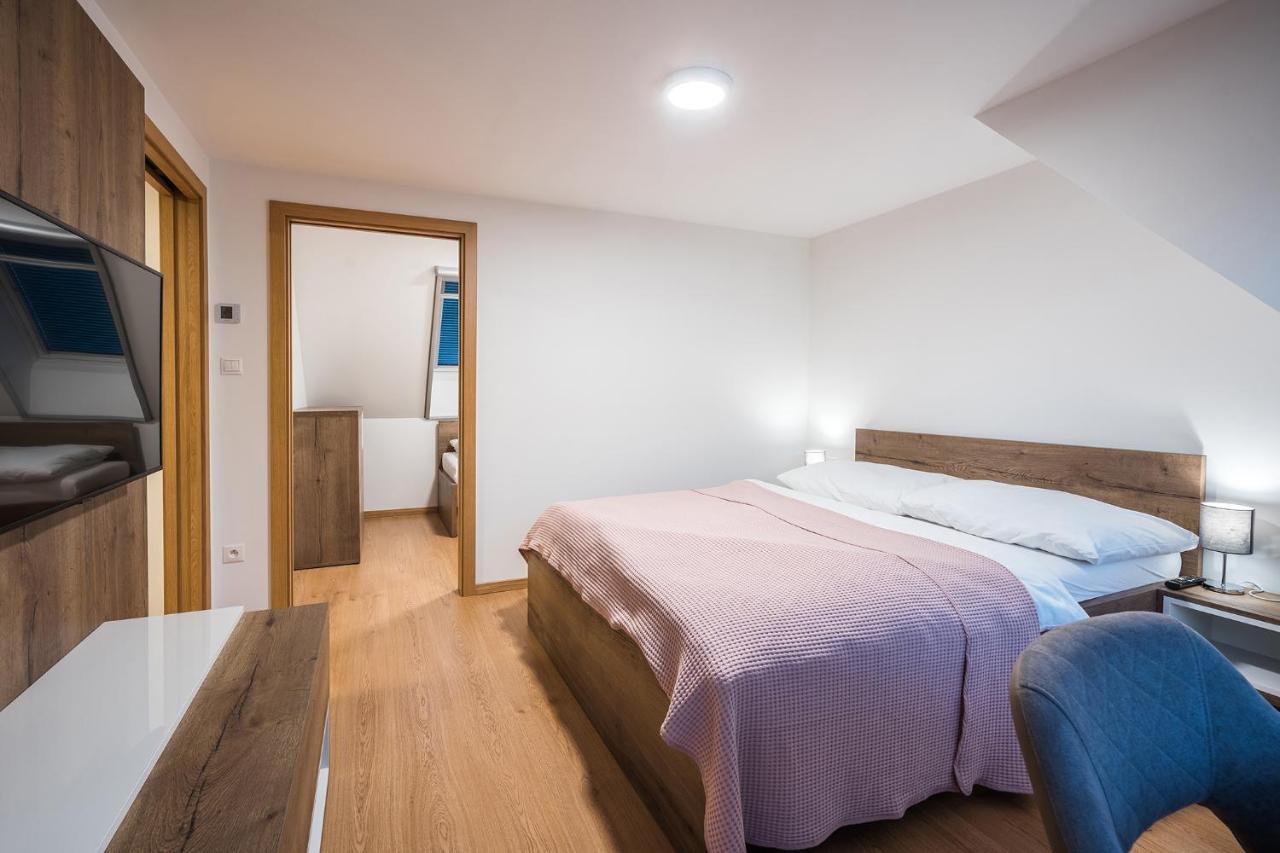 Ubytovanie Pod Gastanom Hodruša Esterno foto