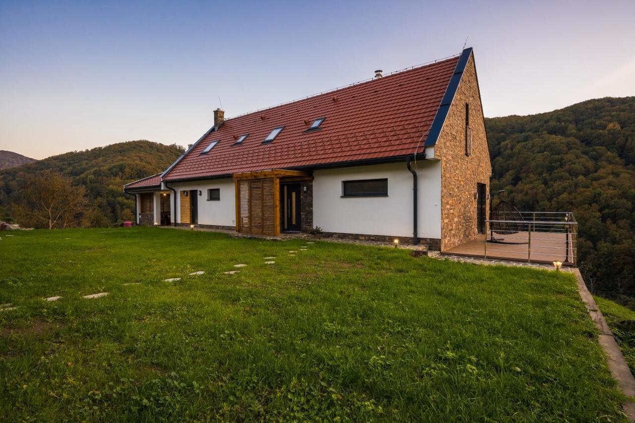 Ubytovanie Pod Gastanom Hodruša Esterno foto
