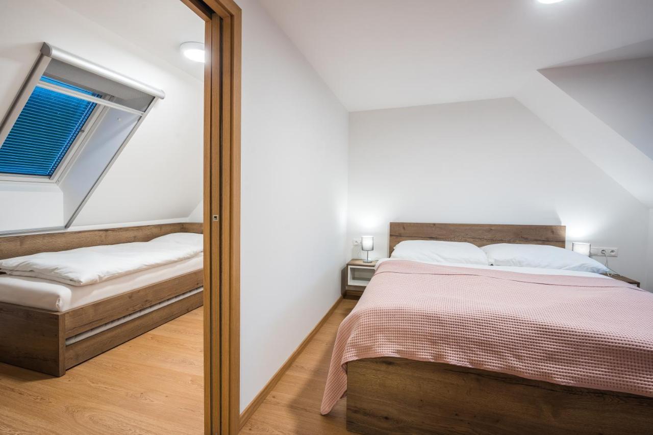 Ubytovanie Pod Gastanom Hodruša Esterno foto